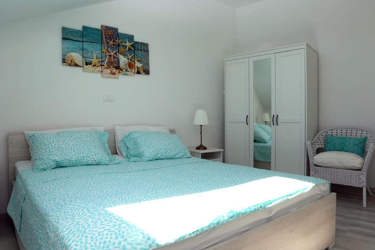 Sweet Suite With Free Private Parking Пула Екстериор снимка