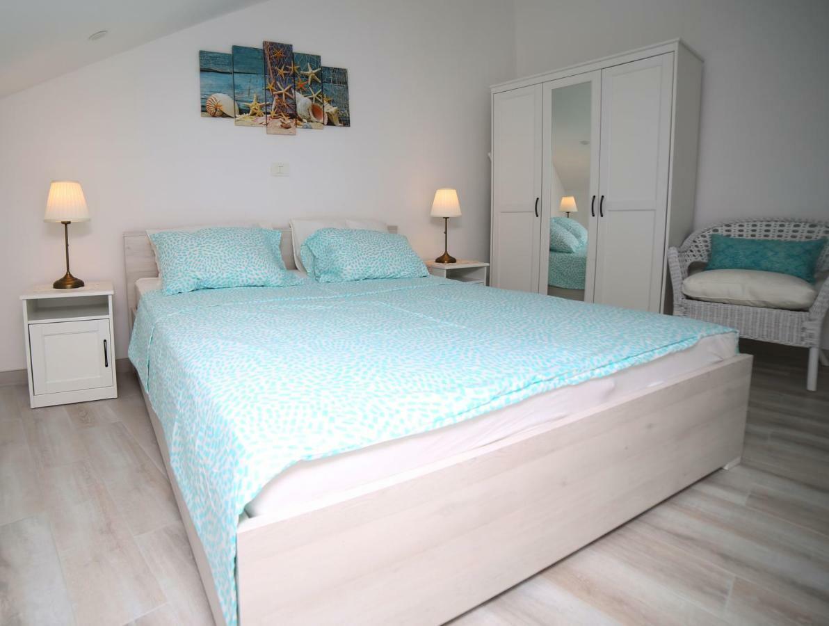 Sweet Suite With Free Private Parking Пула Екстериор снимка