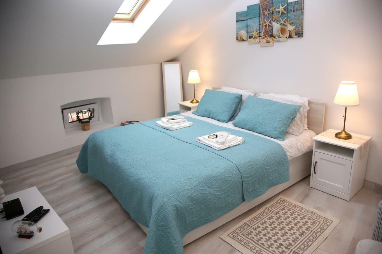 Sweet Suite With Free Private Parking Пула Екстериор снимка